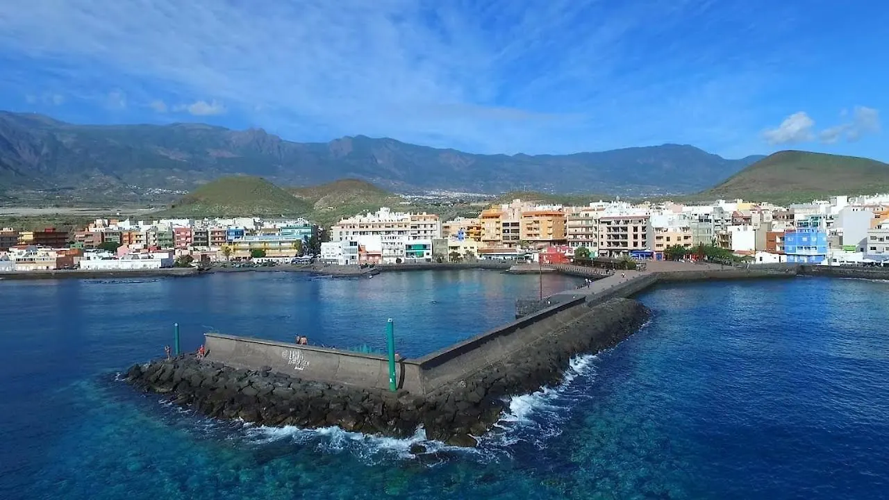 La Mar Loft Apartment With Hot Tub Puertito de Guimar Spain