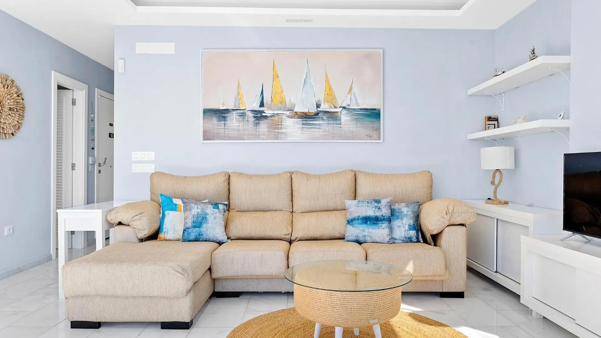 La Mar Loft Apartment With Hot Tub Puertito de Guimar