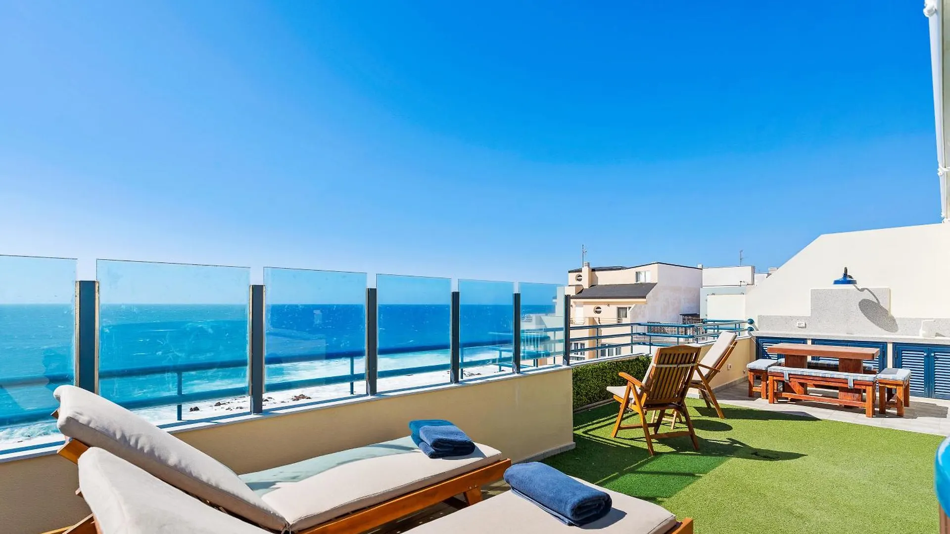 Holiday home La Mar Loft Apartment With Hot Tub Puertito de Guimar Spain