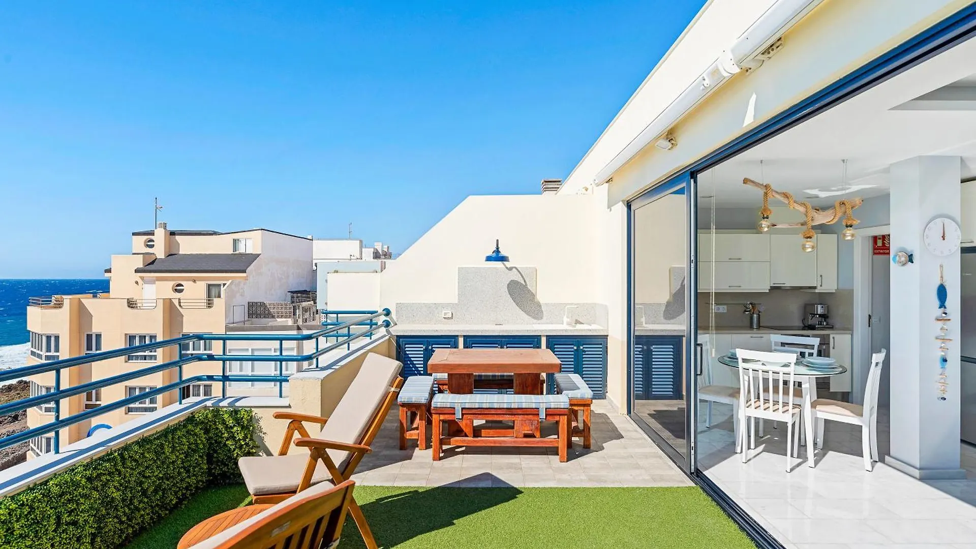 Holiday home La Mar Loft Apartment With Hot Tub Puertito de Guimar